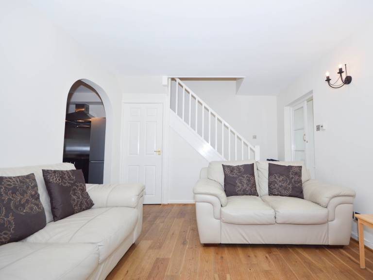 Family-oriented cottage with garden | Pets allowed — photo 3