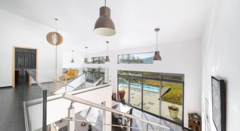 Fully equipped big villa with barbeque, private pool & terrace | Perfect for remote work | Pet-friendly — photo 3