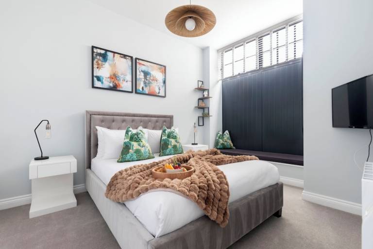Apartment  Cheltenham