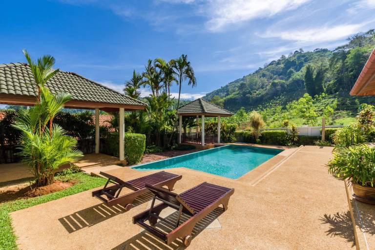 Resort Kata Beach