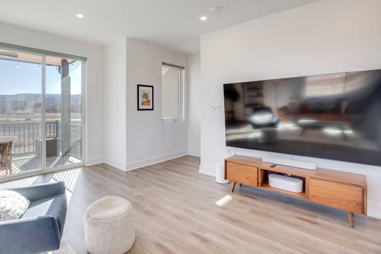 Mtn-View Balcony: Riverside Grand Junction Home! — photo 5