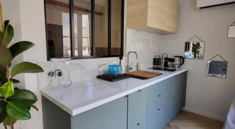 Apartment with 1 room for 2 persons in Meyreuil
