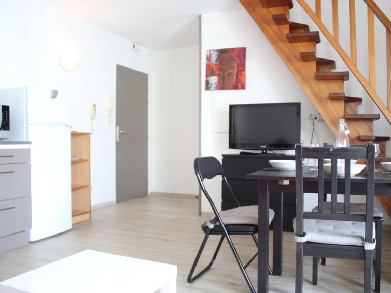 Holiday apartment with pool — photo 4