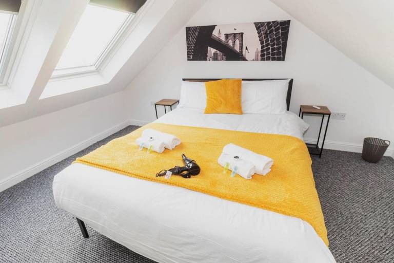 Vacation home | Beach nearby | Pet-friendly in Swansea