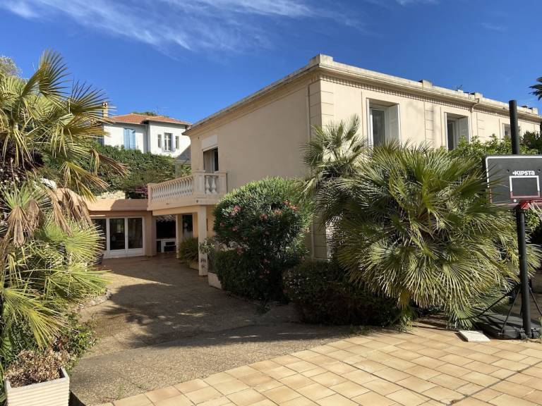 Villa  Antibes