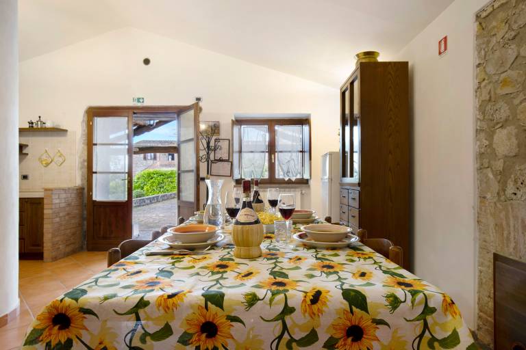 Villa 'Sui Colli Toscani Con Piscina' with Shared Pool, Shared Garden and Wi-Fi — photo 3