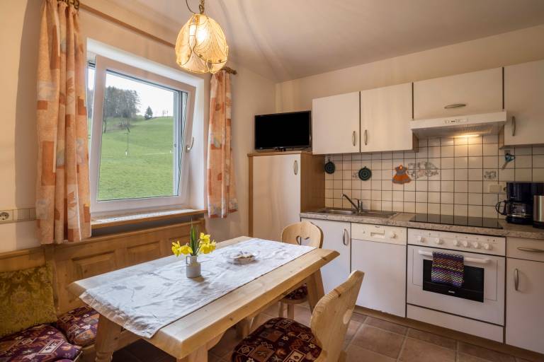 Apartment "Kirchblick" near Ski & Hiking Areas with Mountain View, Wi-Fi & Garden — photo 3