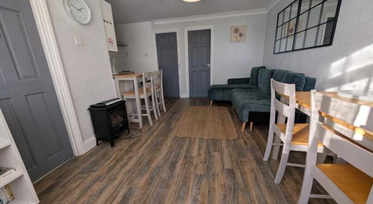 Chalet with 2 rooms for 5 persons — photo 2