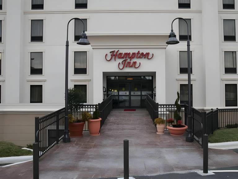 Hampton Inn Hickory in Hickory, NC