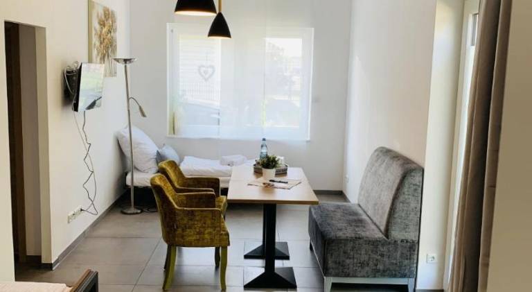 Gaste und Messezimmer Adelheidsdorf — photo 2