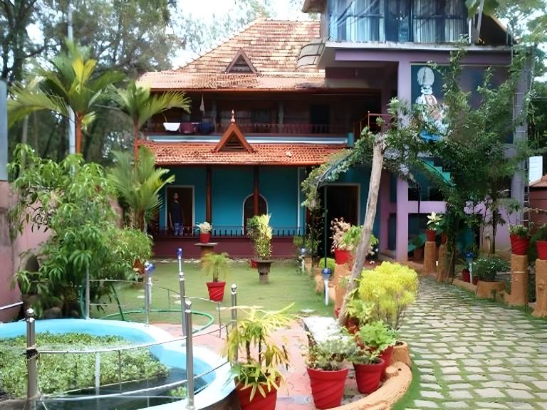 South Canal Holidays Guest House in Ambalapuzha