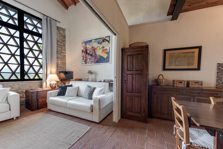 Apartment 'Fienile' with Private Terrace, Wi-Fi and Air Conditioning — photo 5