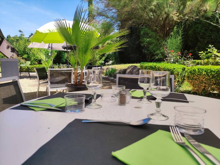 Hotel Be Guest Limoges Sud ex Black & Green in Limoges