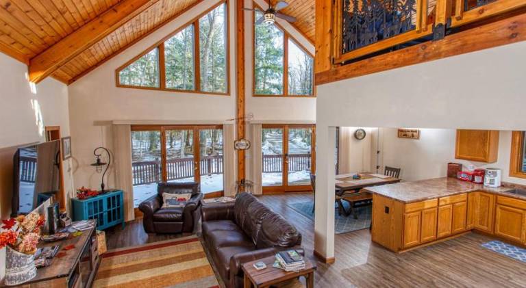 House | Dogs allowed in Sturgeon Bay, WI