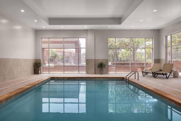 Embassy Suites by Hilton Charlotte Ayrsley — photo 5