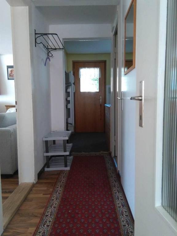 Charming rental apartment with yard | Pets allowed — photo 3