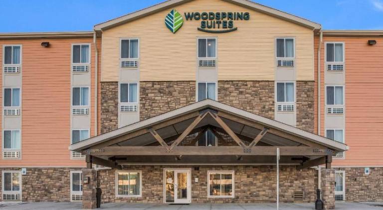 WoodSpring Suites Novi Farmington in Farmington Hills, MI