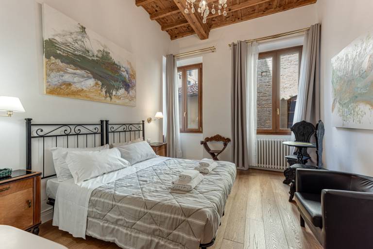 Apartment 'Your House At The Duomo' with Wi-Fi and Air Conditioning — photo 4