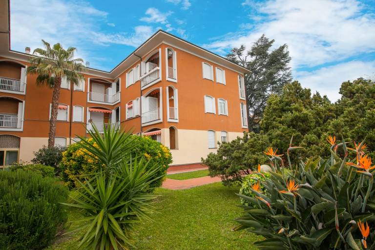 Apartment  Borganzo