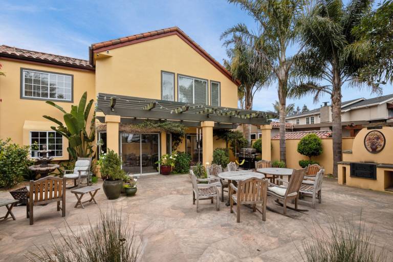 House  Aptos