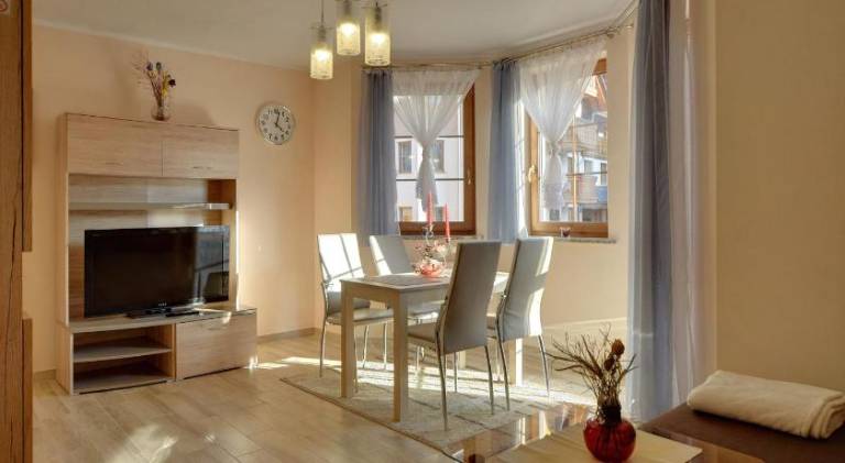 Lovely holiday apartment with terrace | Dogs allowed — photo 2