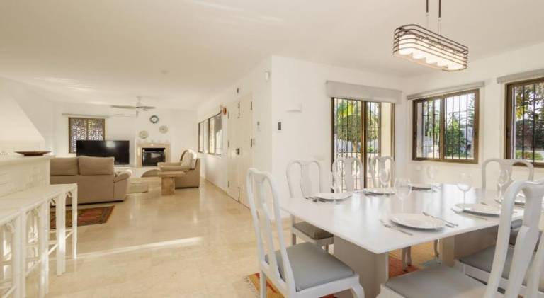Big villa with BBQ, garden & patio | Close to the beach | Good for workation | Pets allowed — photo 4