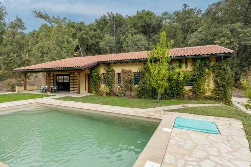 Casa Piedralaves