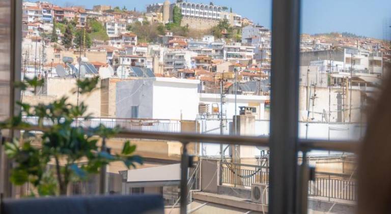 Pleasant apartment with barbeque & patio | Close to Hagia Sophia | Suitable for remote work | Dogs allowed — photo 5