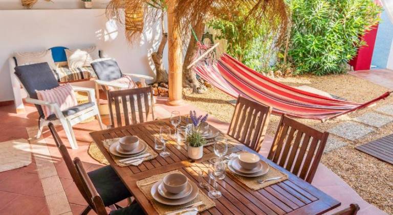 Holiday apartment with patio, yard & BBQ in Tavira