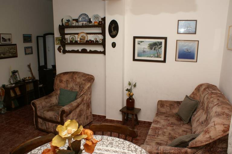 Apartment with yard, patio & grill | Close to the beach | Dogs allowed — photo 3