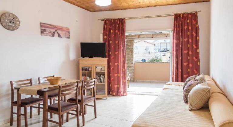 Rental apartment with terrace | Good for workation | Pets are welcome — photo 2