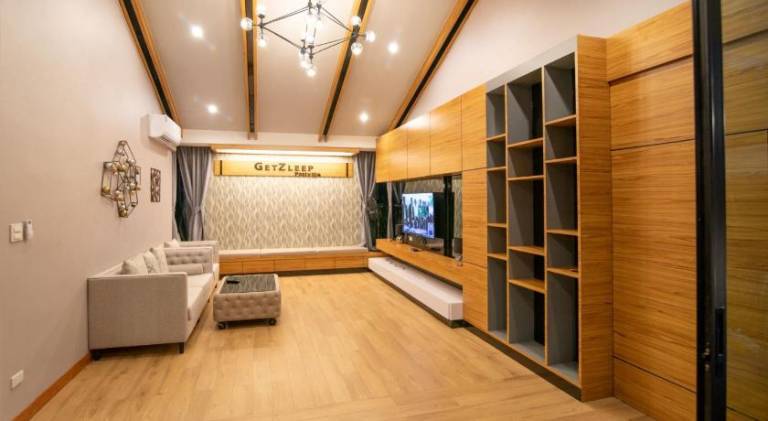 Villa with BBQ, garden & private pool | Suitable for remote work | Dogs allowed — photo 3