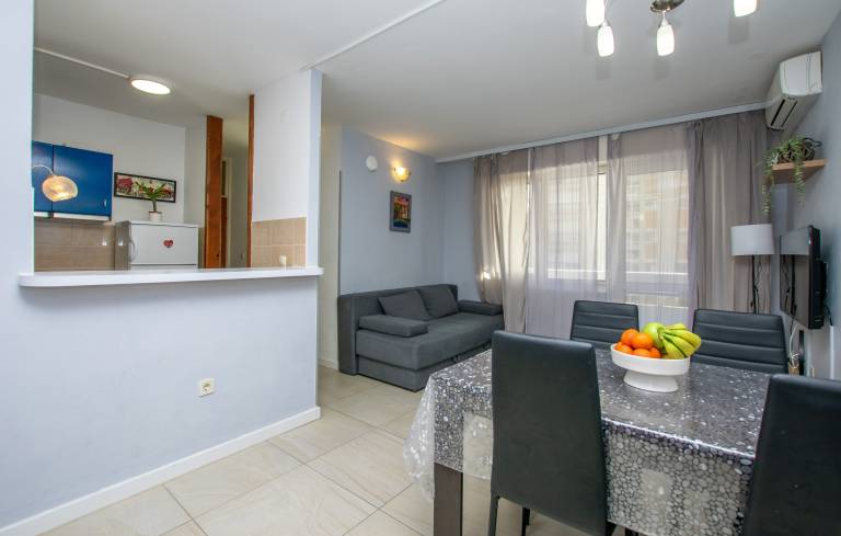 Holiday apartment with patio — photo 2