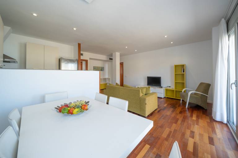 Fully equipped apartment with pool, yard & terrace | Close to the beach | Pet-friendly — photo 5