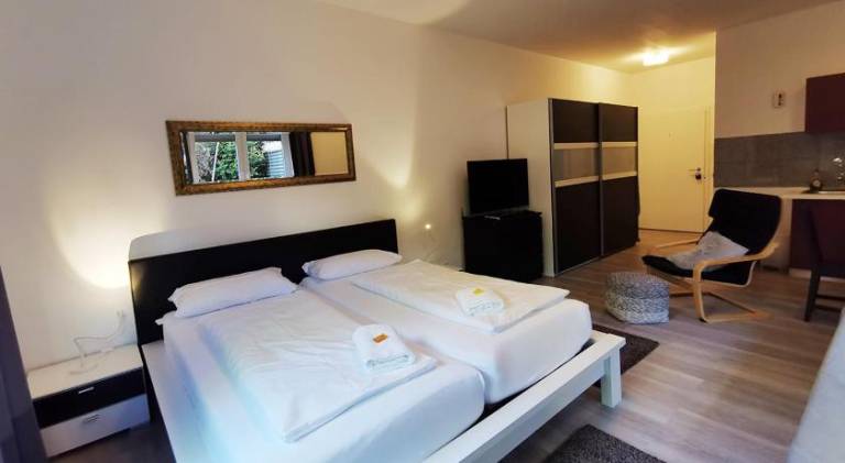 Holiday apartment with patio | Pet-friendly in Heidelberg