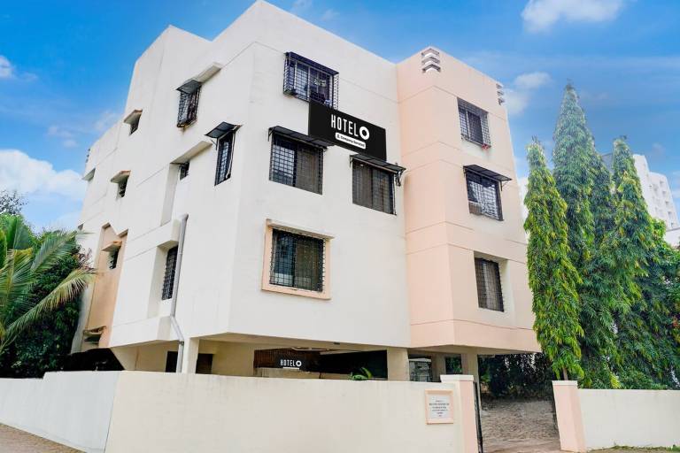 Super Hotel O Laxman Nagar Baner