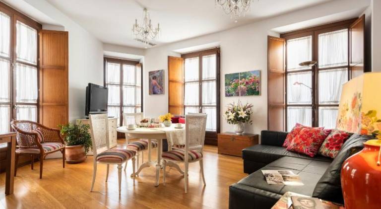 Rental apartment with pool | Next to Seville Cathedral | Pet-friendly — photo 3
