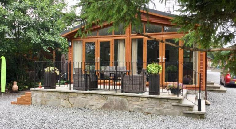 Lodge with yard & patio | Perfect for remote work in Perth