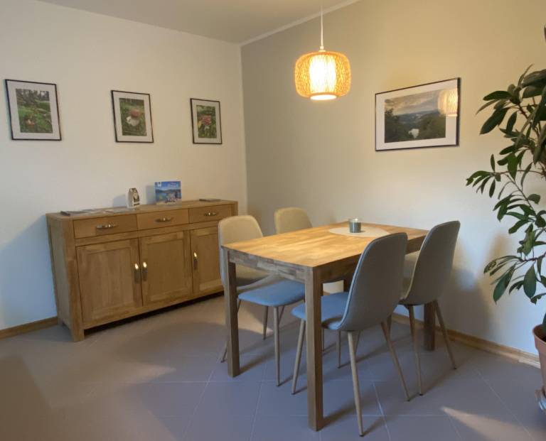 Appartement Fewo Bad WC 1 Schlafraum
