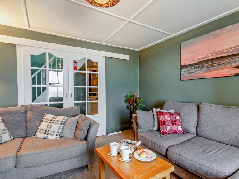 Apartment | Water view | Close to the beach | Pets are welcome — photo 4