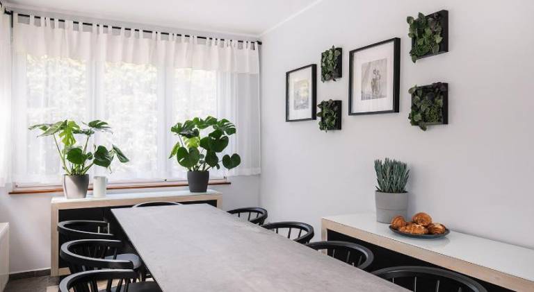 Rental apartment with patio — photo 4