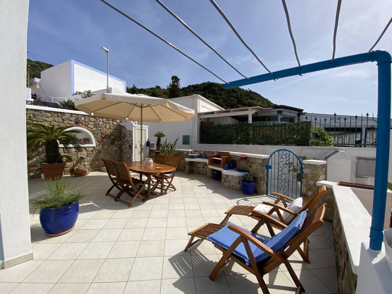 Villa with patio | Sea view — photo 4