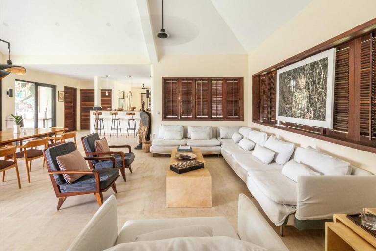 Villa with yard, pool & BBQ — photo 4