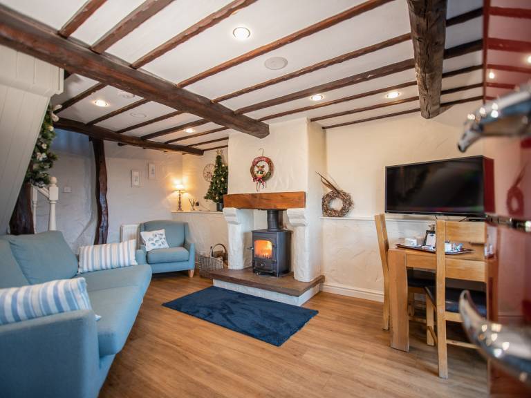 Child-friendly cottage with yard & jacuzzi | Dogs allowed — photo 5