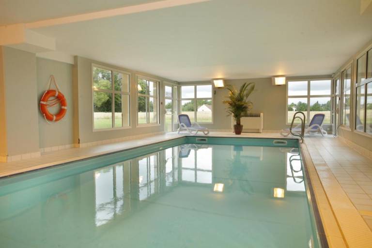 Holiday apartment with sauna, pool & patio — photo 2