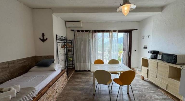 Apartment with private pool, terrace & garden — photo 3
