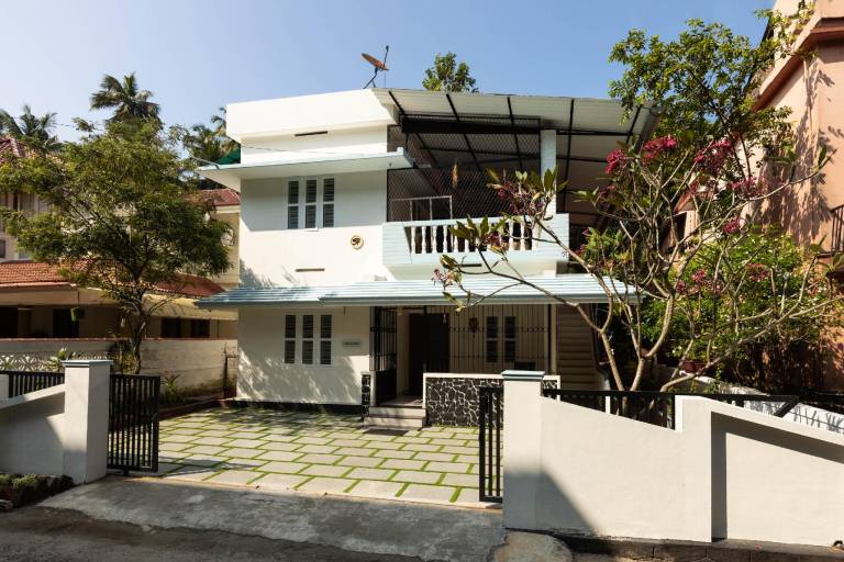 Villa Ponnuparambil