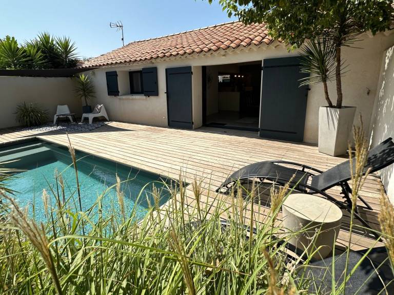 Eine kleine Ecke der Provence Privater beheizter Pool