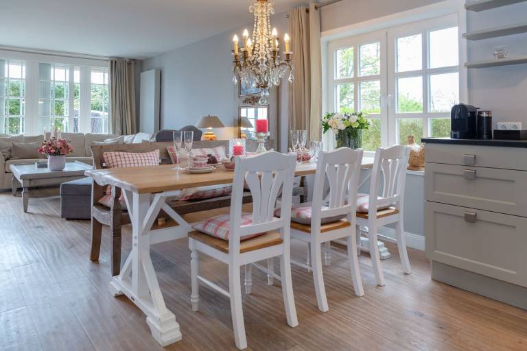 Großzügig geschnittene Ferienwohnung im traumhaften Kapitänsdorf Keitum! — photo 4