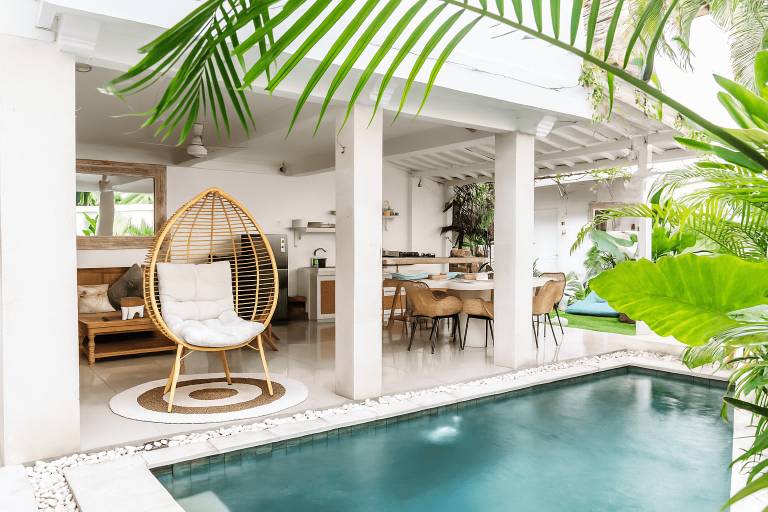 Mara Villa – Lux 3BR Pool, 2min to Seminyak Beach in Kuta